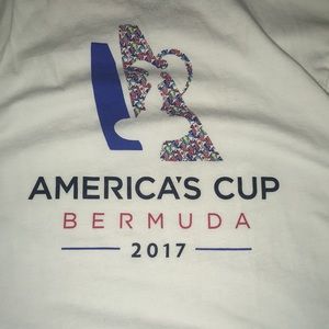 Vineyard vine hoodie